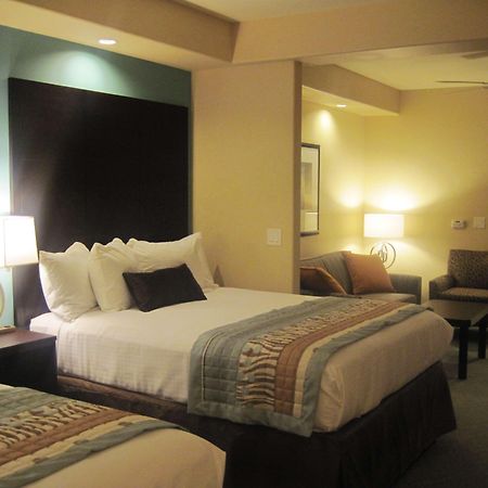 Best Western Plus Midland Suites Room photo